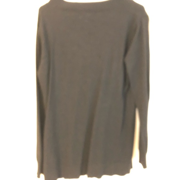 Black cross-front v-neck sweater - Picture 6 of 6